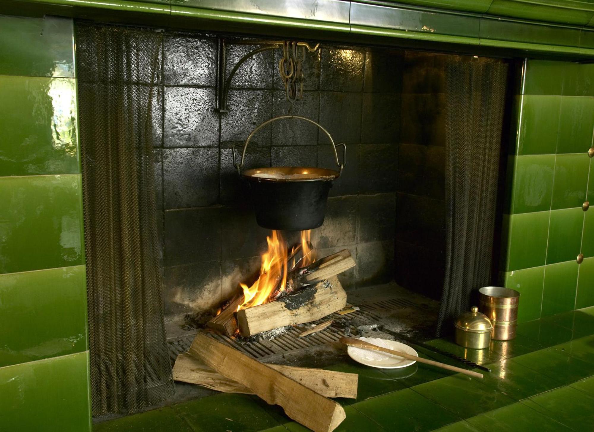 Landgasthof Hotel Roessli Ebikon エクステリア 写真