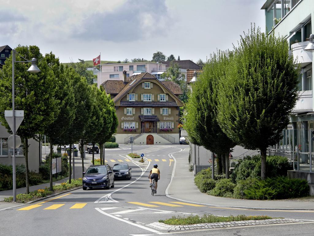 Landgasthof Hotel Roessli Ebikon エクステリア 写真